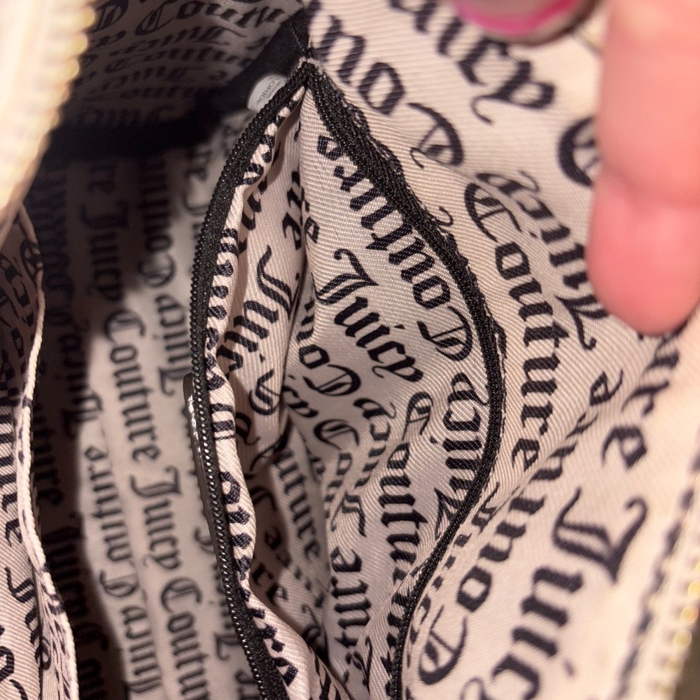 NWOT Juicy Couture White Gold Satchel with Elegant Design. Amazing bag!! - Picture 8 of 10